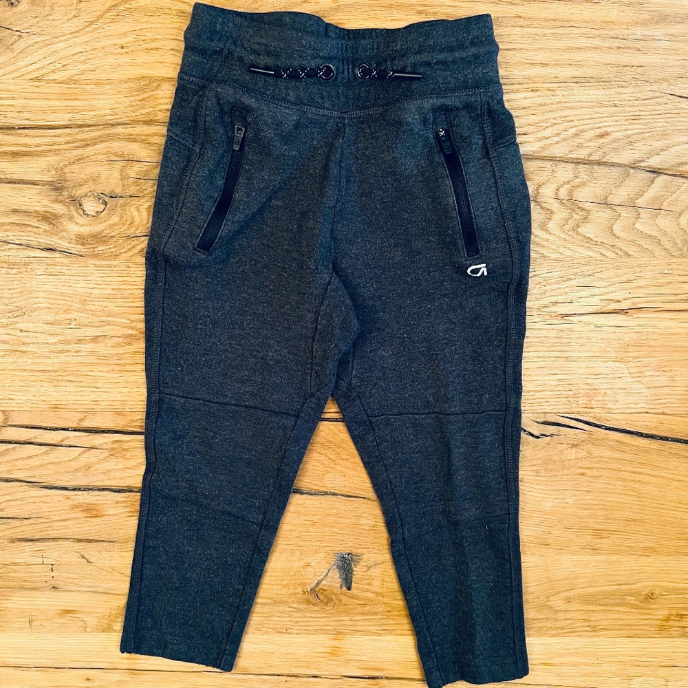 GAP FIT. Size XS (4-5 years) boys, dark grey joggers.